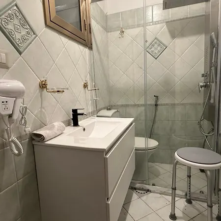 Lavika Konukevi Katanya